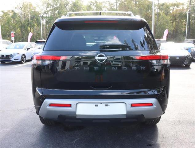 2024 nissan pathfinder sl fwd