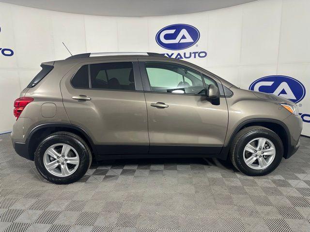 2022 chevrolet trax lt
