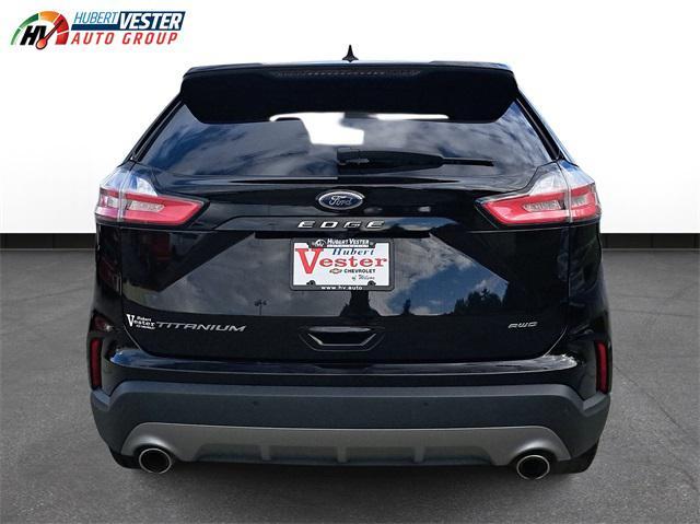2022 ford edge titanium