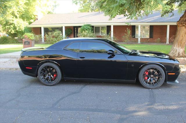2016 dodge challenger srt hellcat