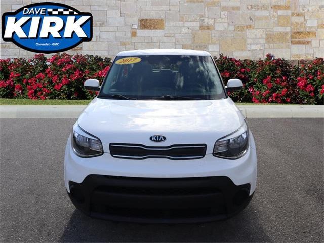2017 kia soul base