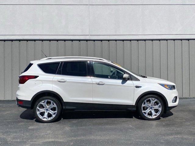 2019 ford escape titanium