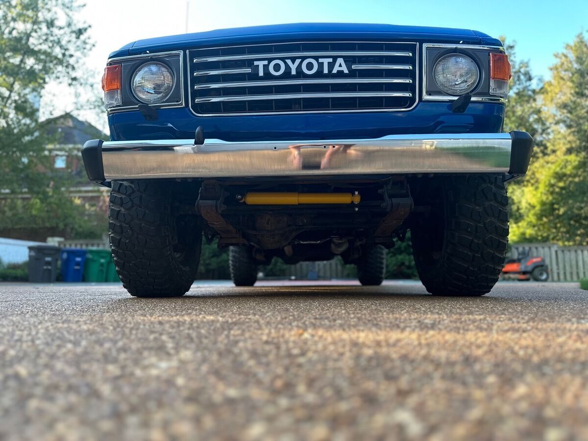 1984 toyota land cruiser suv blue 4wd manual fj60
