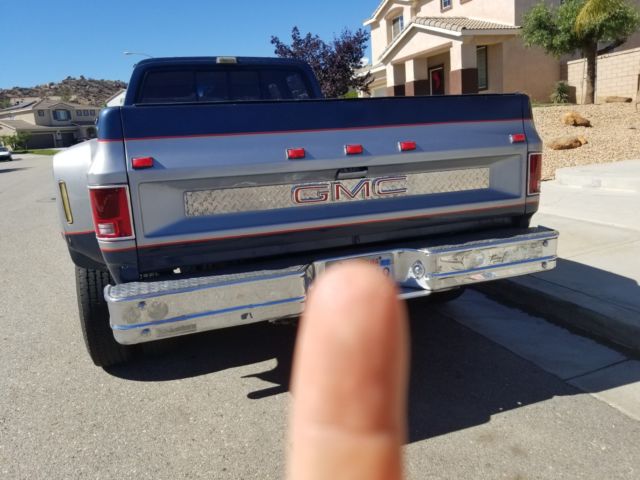 1988 gmc sierra 3500 crew cab 4 x 4 dually 454 , similar chevy silverado
