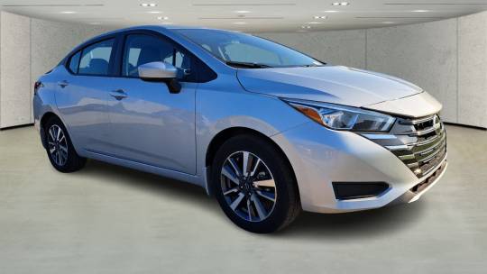 2024 Nissan Versa sv