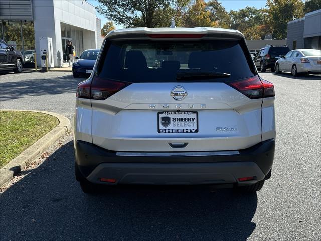 2021 nissan rogue sv