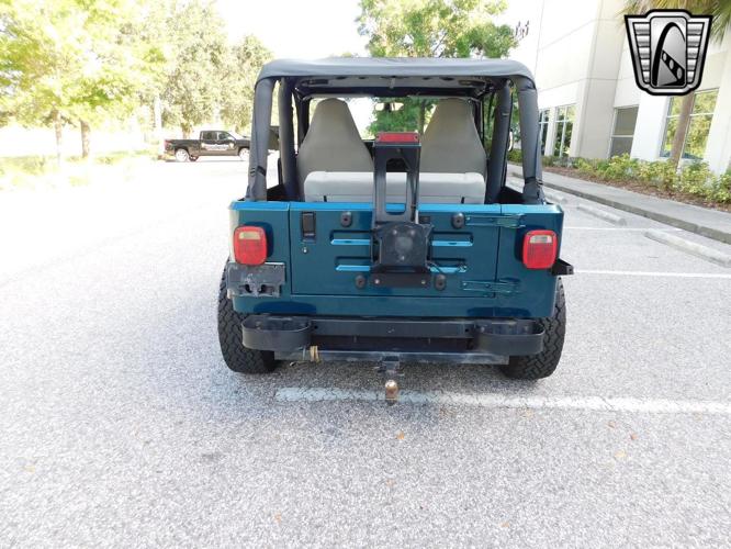 1995 jeep wrangler in o'fallon, illinois