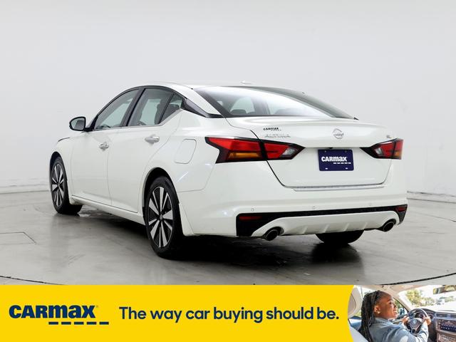 2022 nissan altima sl