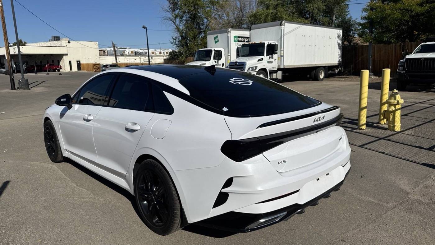 2024 kia k5 gt-line