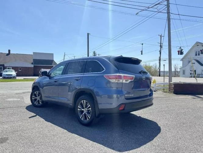 2016 toyota highlander xle sport utility 4d in galeville, new york
