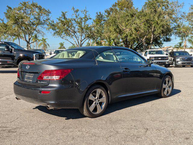 2010 lexus is 250c base