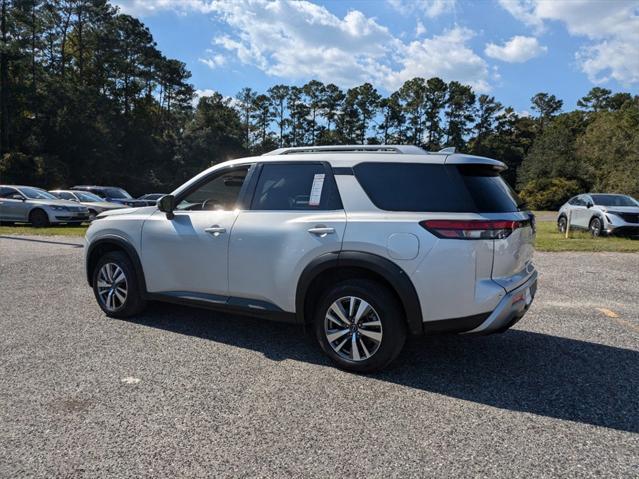 2023 nissan pathfinder sl 4wd