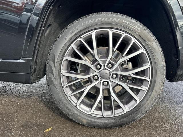 2021 jeep grand cherokee l summit