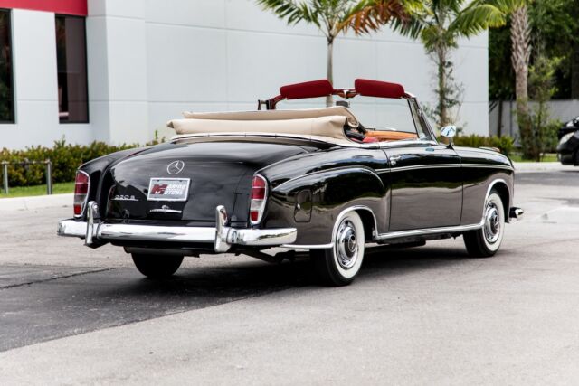 1959 mercedes-benz 220s - recently restored - showroom condition