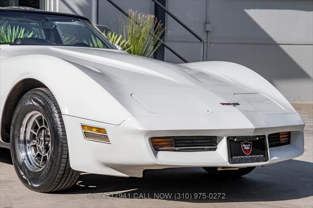 1980 chevrolet corvette t-top