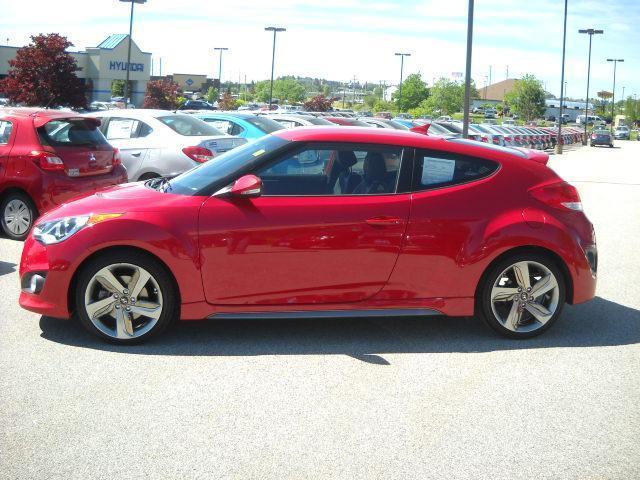 2015 hyundai veloster turbo r-spec r-spec 3dr coupe w/red seats for sale in bangor, maine