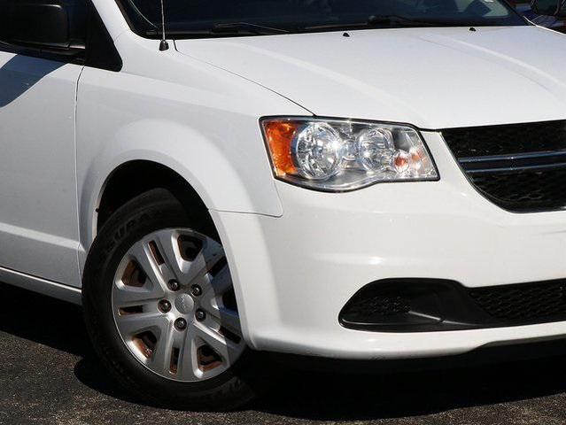 2018 dodge grand caravan se