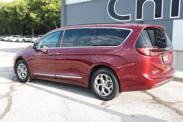 2023 chrysler pacifica limited