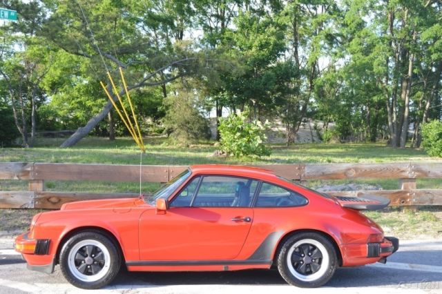 original unrestored guards red over black leath 39100 mls great collector driver