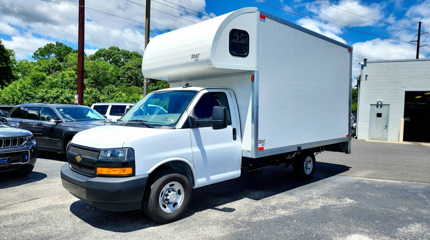 2023 chevrolet express 3500