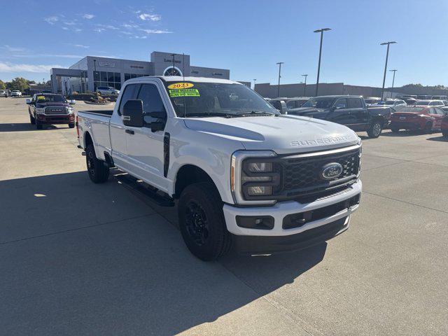2023 ford f-350 xl