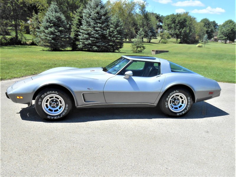 chevrolet corvette silver anniversary coupe