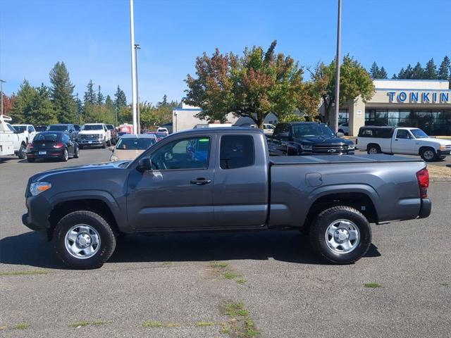2022 toyota tacoma sr