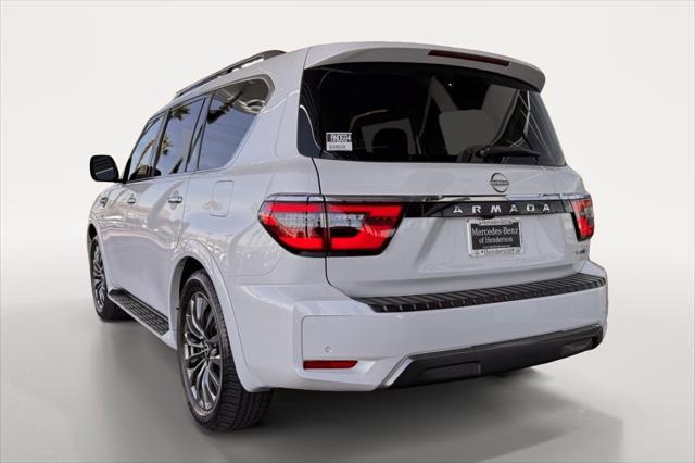 2022 nissan armada platinum