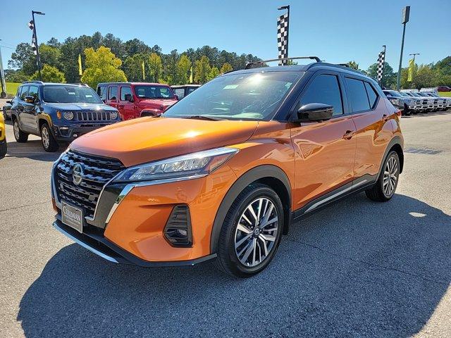 2021 nissan kicks sr