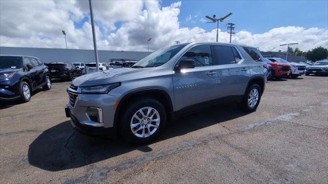 2023 chevrolet traverse ls