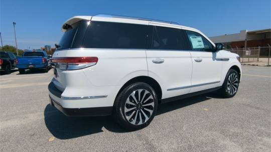 2024 Lincoln Navigator