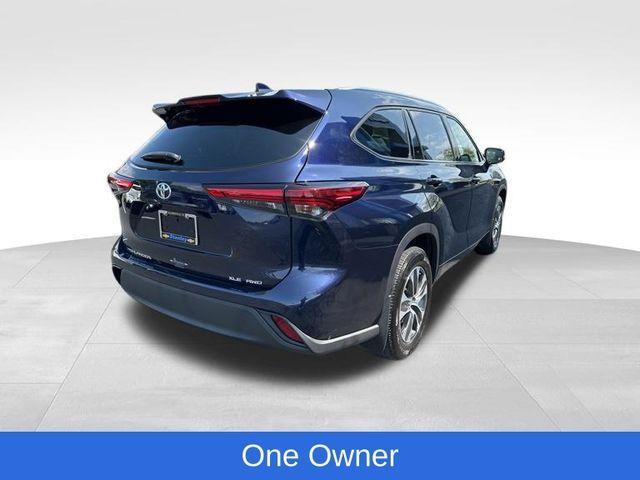 2021 toyota highlander xle