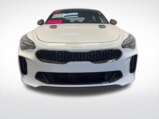 2023 kia stinger gt-line