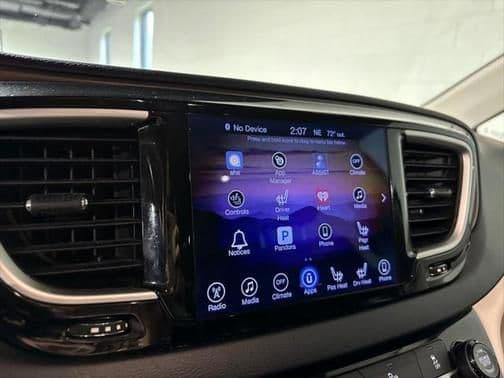 2017 chrysler pacifica touring-l in charlotte, north carolina