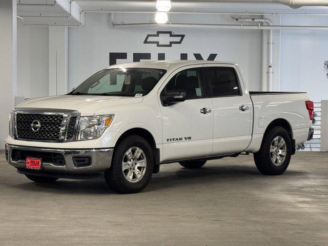 2018 nissan titan sv