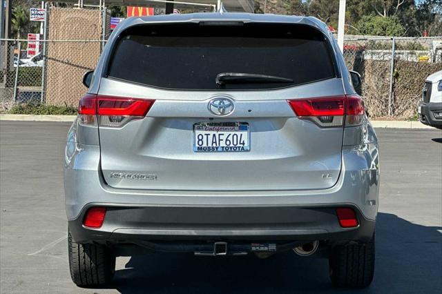 2018 toyota highlander le plus