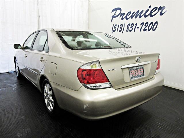 2005 toyota camry xle