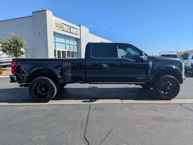 2023 ford f-450 lariat