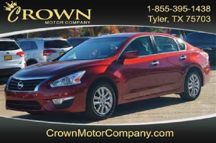 2014 nissan altima red, 28k miles in tyler, tx