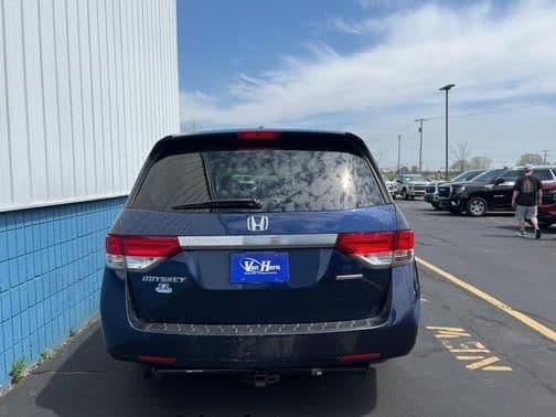 2016 honda odyssey se in plymouth, wisconsin