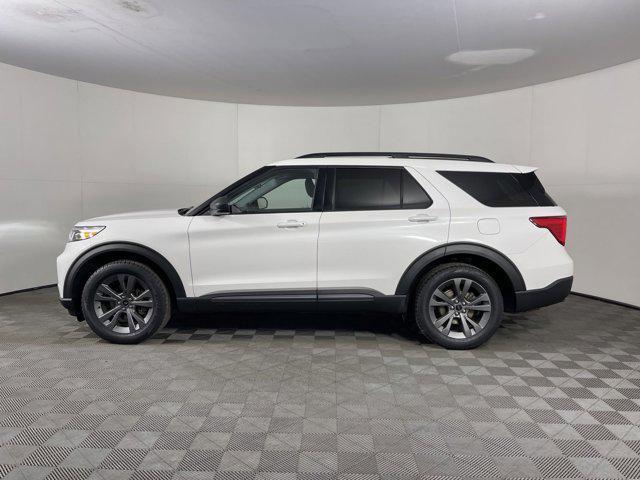 2021 ford explorer xlt