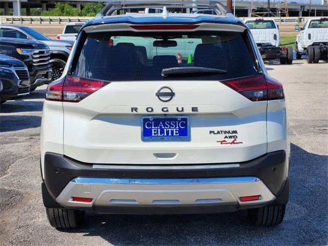 2022 nissan rogue platinum