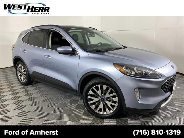 2022 ford escape titanium