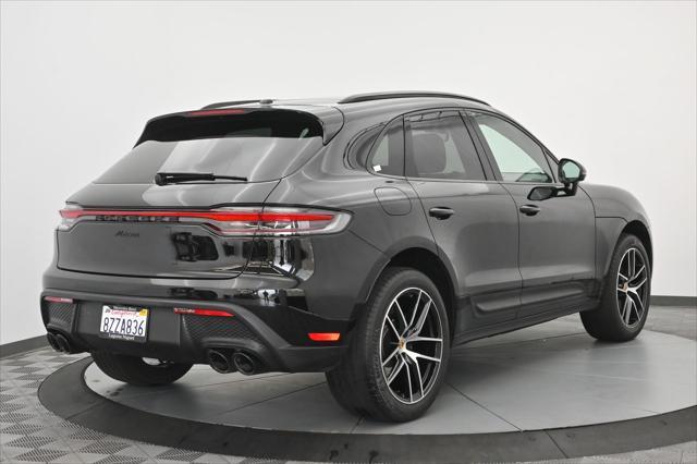 2022 porsche macan base