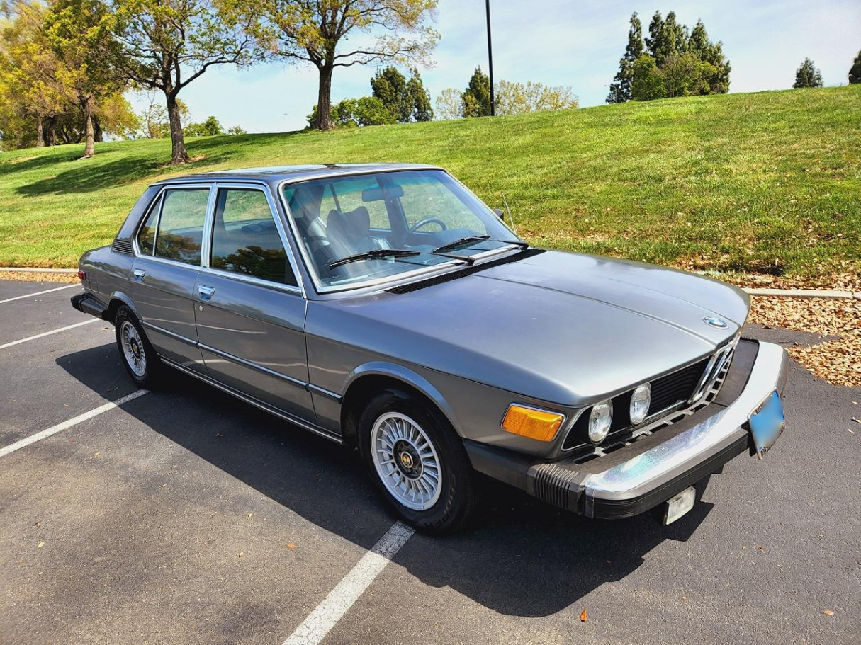 35k-mile 1980 bmw 528i 5-speed