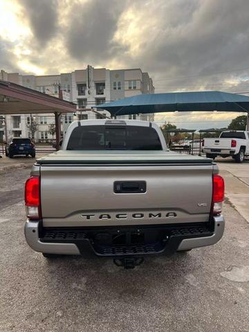 2017 toyota tacoma trd sport