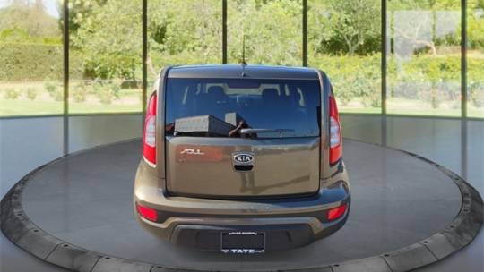 2012 kia soul +