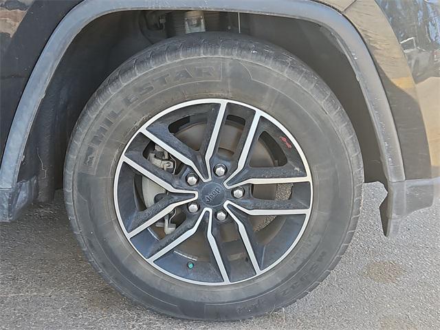 2020 jeep grand cherokee trailhawk