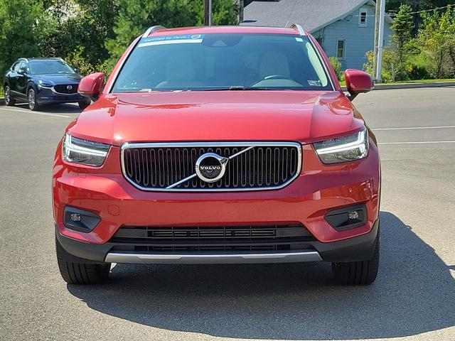2022 volvo xc40 momentum