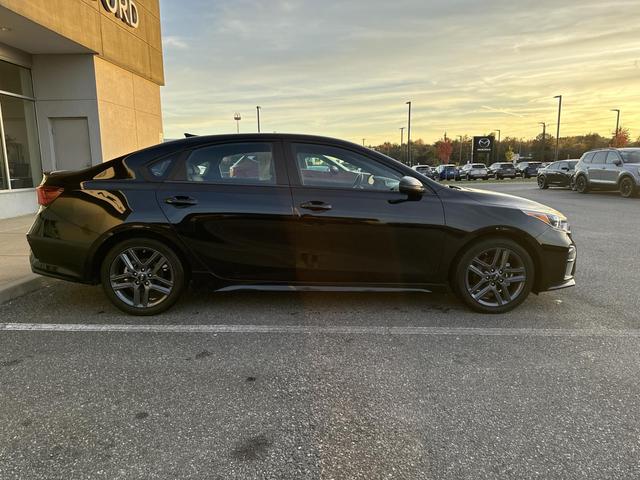 2021 kia forte gt-line